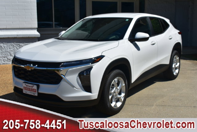 New 2026 Chevrolet Trax LS w/ LS Convenience Package FWD image 4
