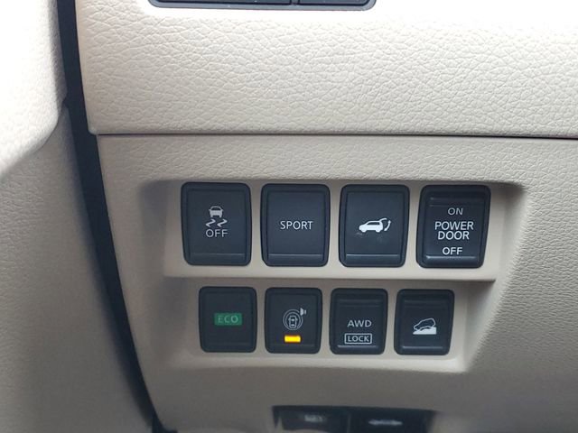 Used 2016 Nissan Rogue SL AWD/4WD image 19