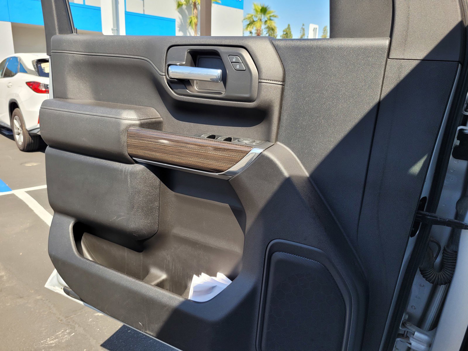 Used 2023 Chevrolet Silverado 2500 LT image 25