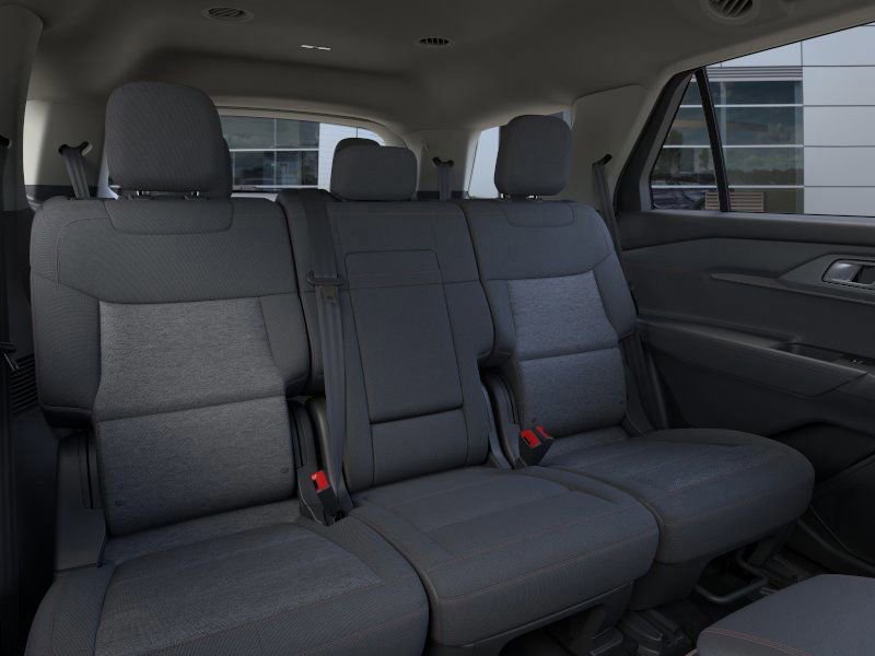 Used 2026 Ford Explorer Active image 13