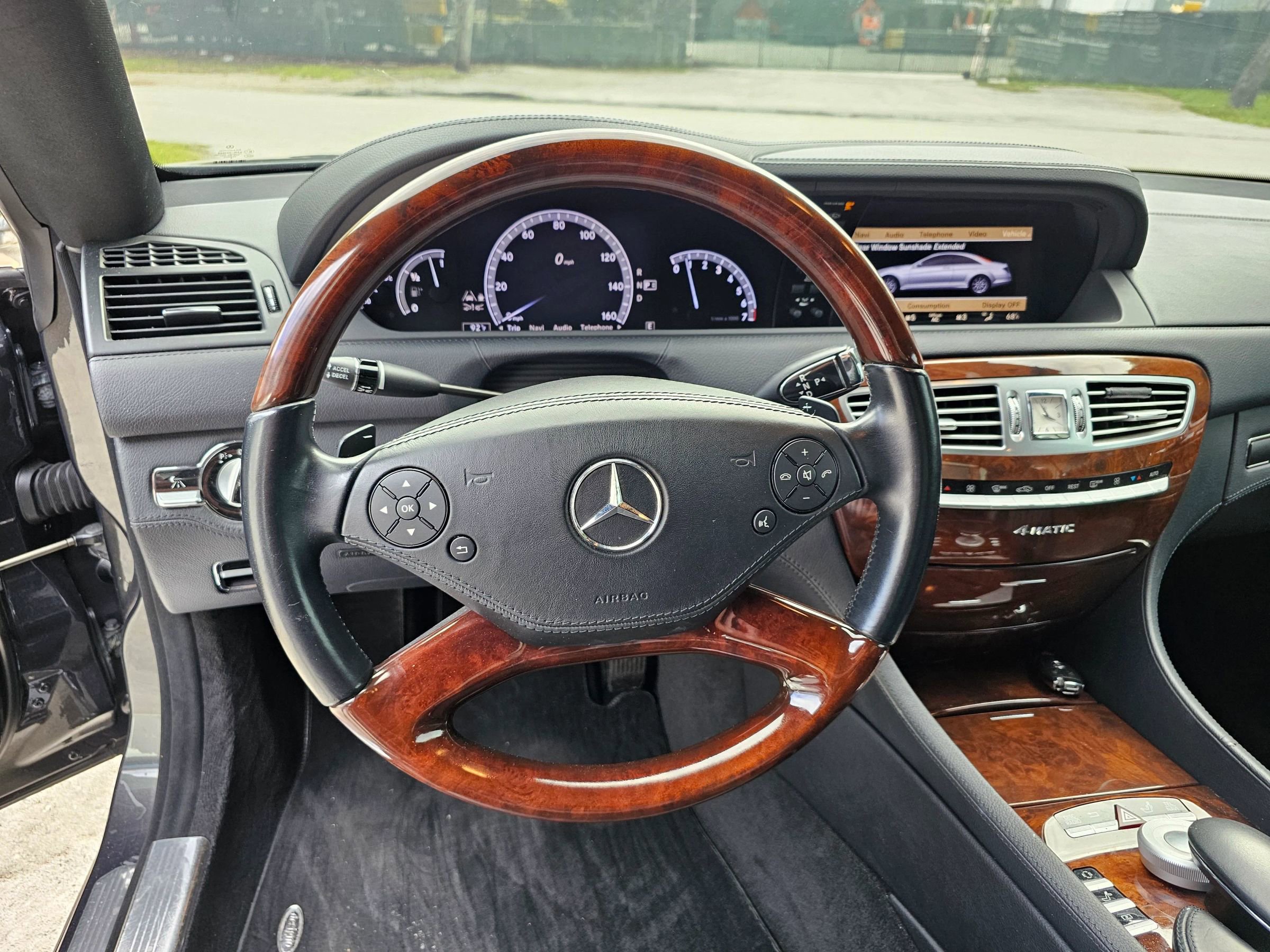 Used 2013 Mercedes-Benz CL 550 4MATIC image 28
