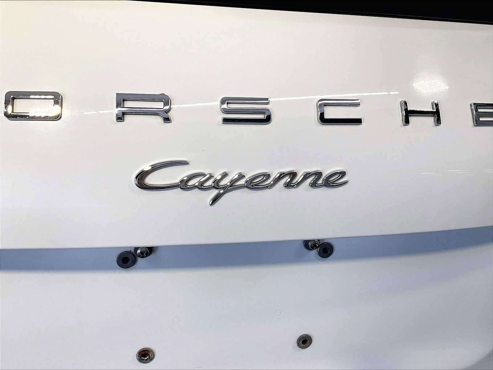 Used 2017 Porsche Cayenne Platinum Edition AWD/4WD image 35