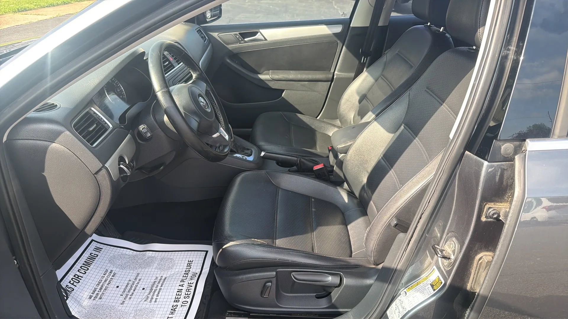 Used 2013 Volkswagen Jetta SE FWD image 9