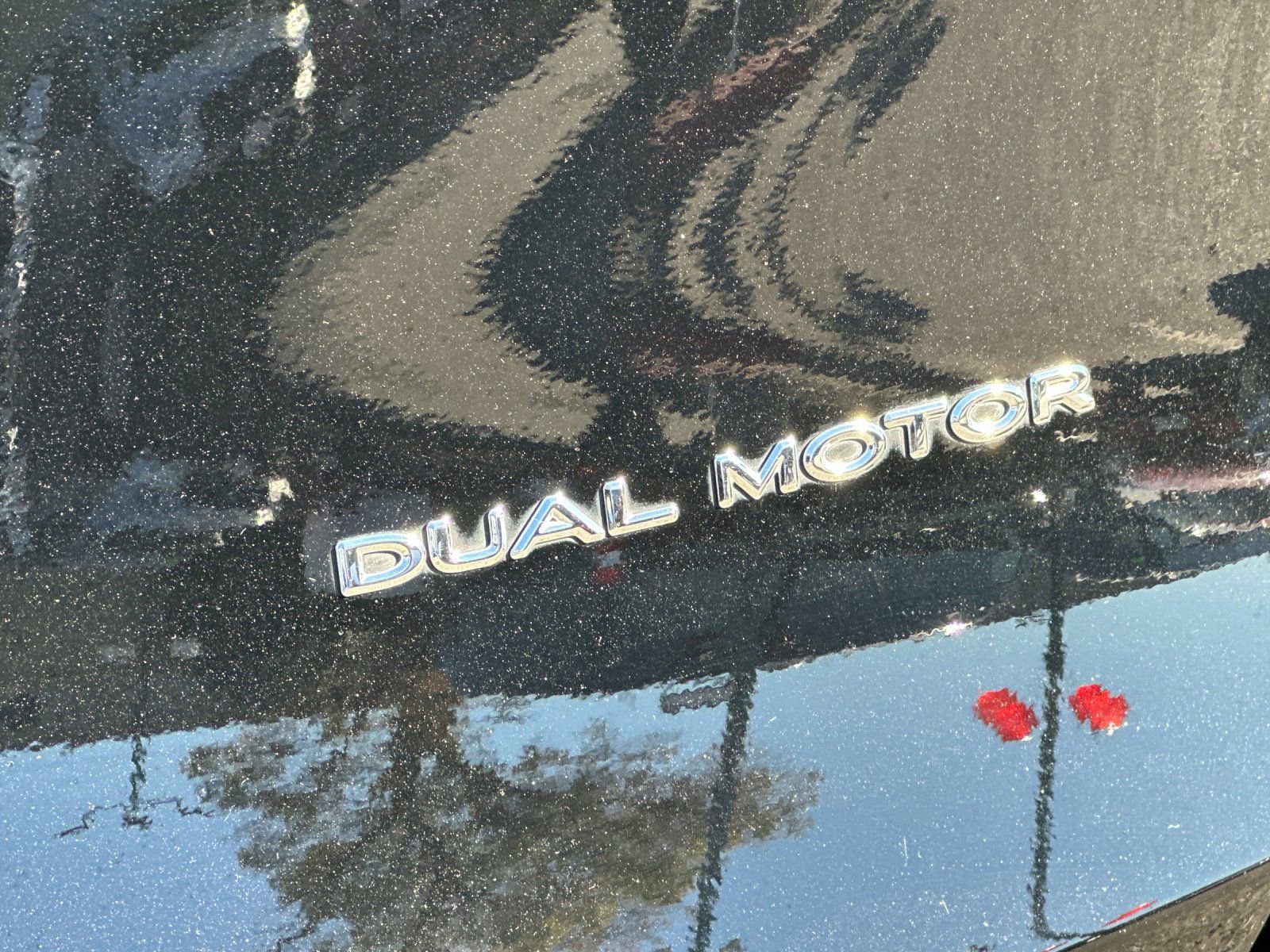 Used 2023 Tesla Model Y Long Range image 25