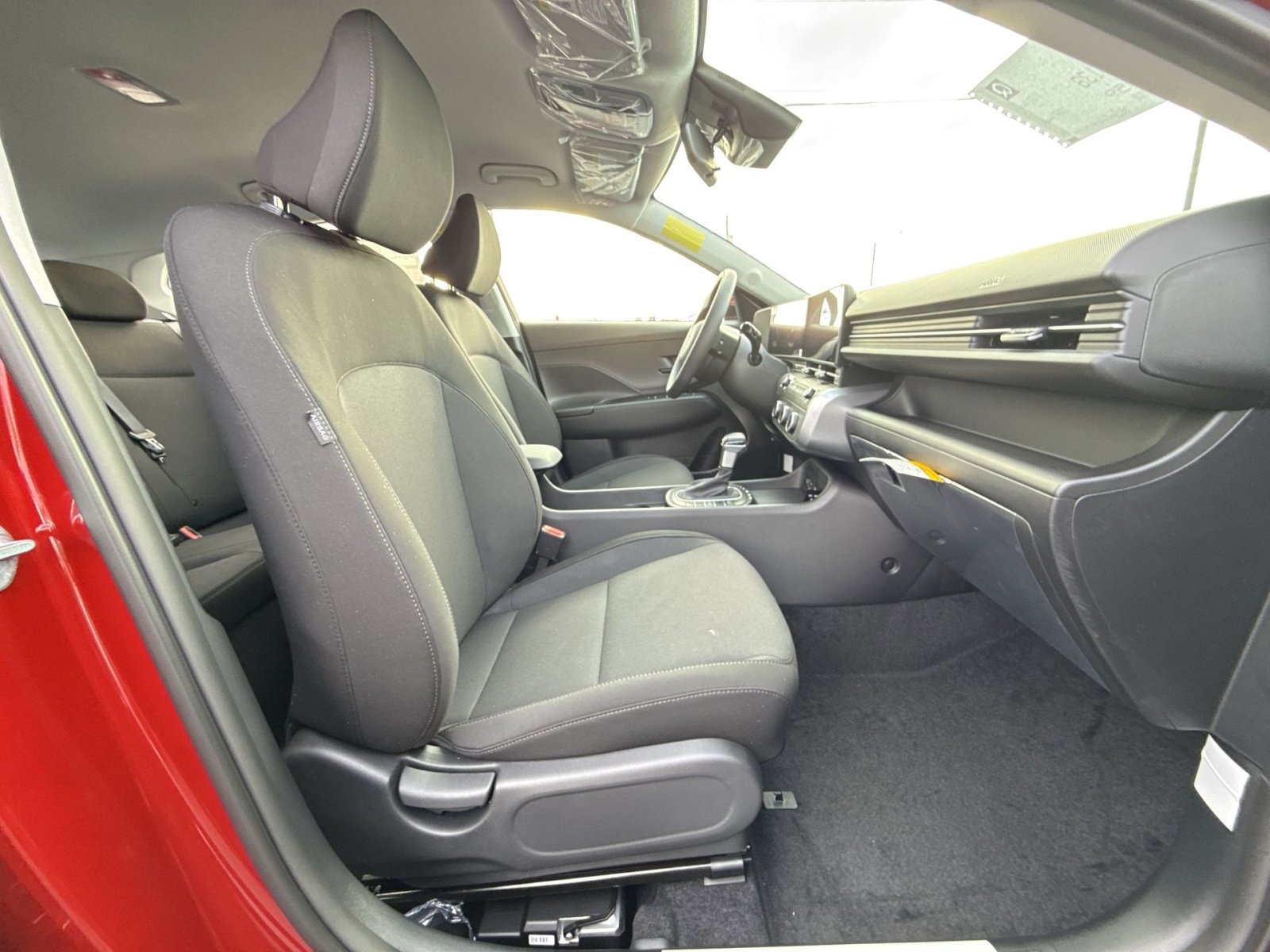 New 2026 Hyundai Kona SE image 25