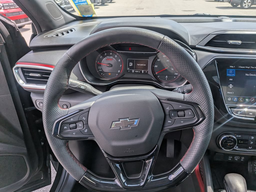 Used 2023 Chevrolet TrailBlazer RS w/ Sun and Liftgate Package AWD/4WD image 8