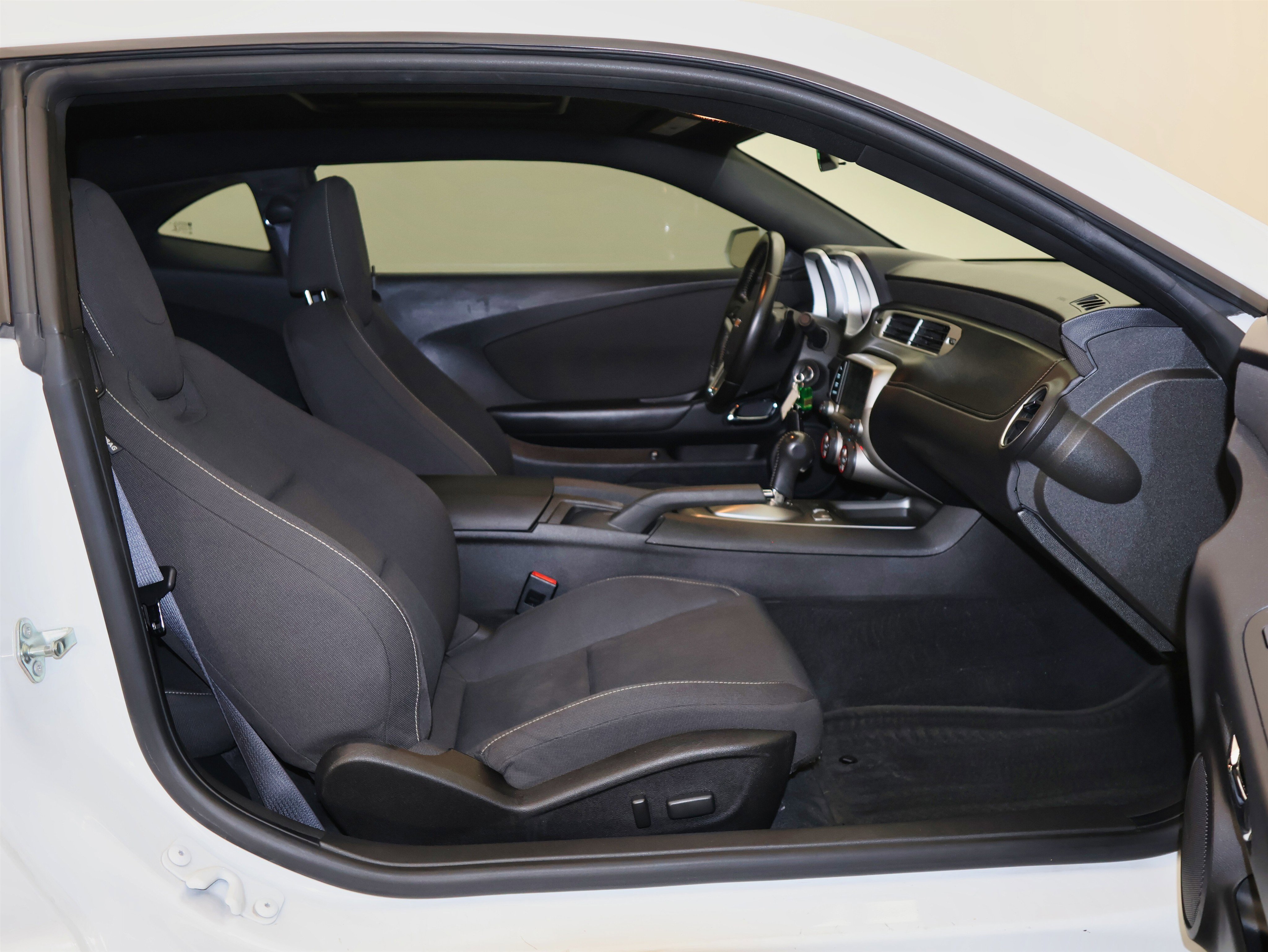 Used 2015 Chevrolet Camaro LT w/ RS Package image 34