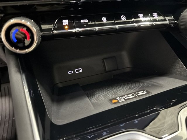 New 2026 Chevrolet Traverse RS w/ LPO, Floor Liner Package image 31