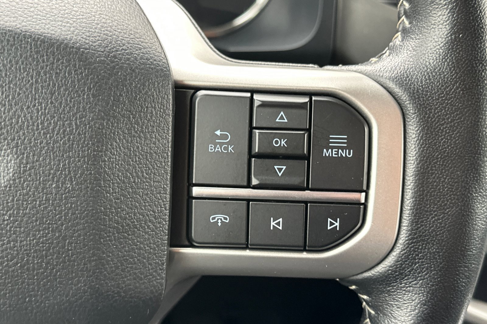 Used 2024 Ford Expedition Max XLT image 34