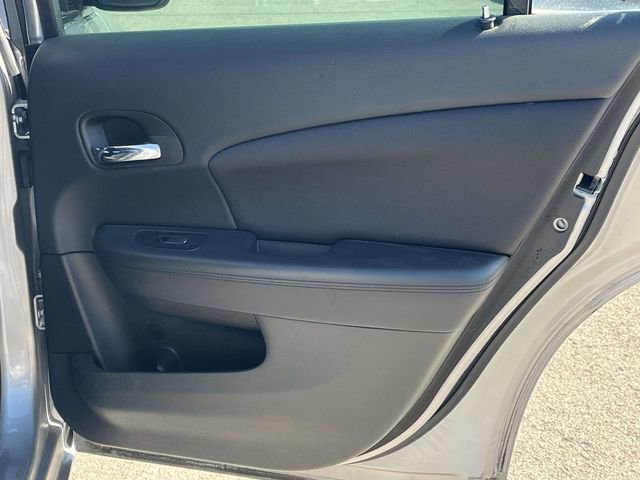 Used 2013 Chrysler 200 Touring w/ S Exterior Appearance Pkg FWD image 21