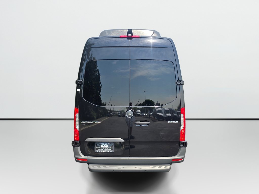 New 2026 Mercedes-Benz Sprinter 2500 image 4