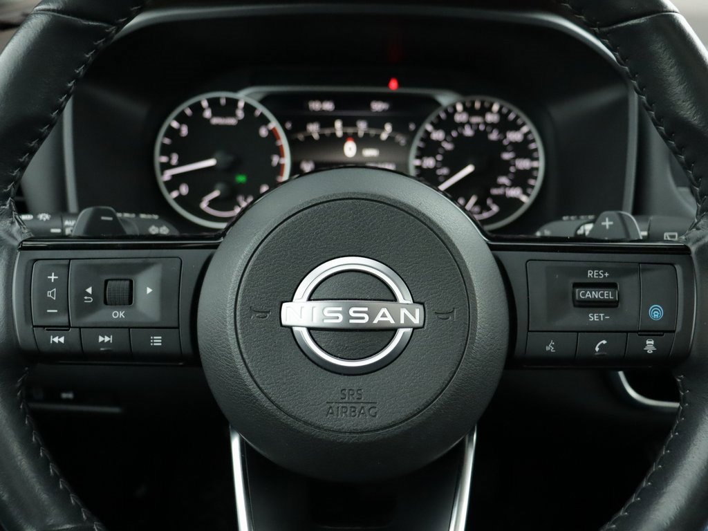 Used 2023 Nissan Rogue SL w/ SL Premium Package image 11