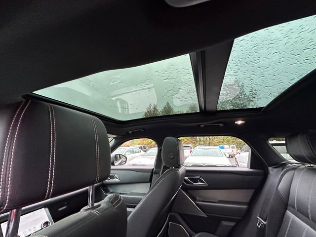 Used 2018 Land Rover Range Rover Velar R-Dynamic SE image 35