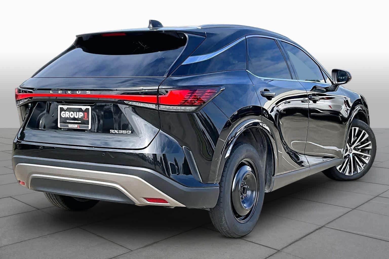 Used 2024 Lexus RX 350 Premium Plus w/ Convenience Package FWD image 11