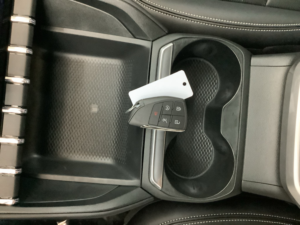 New 2027 GMC Terrain Elevation w/ Elevation Premium Package AWD/4WD image 19