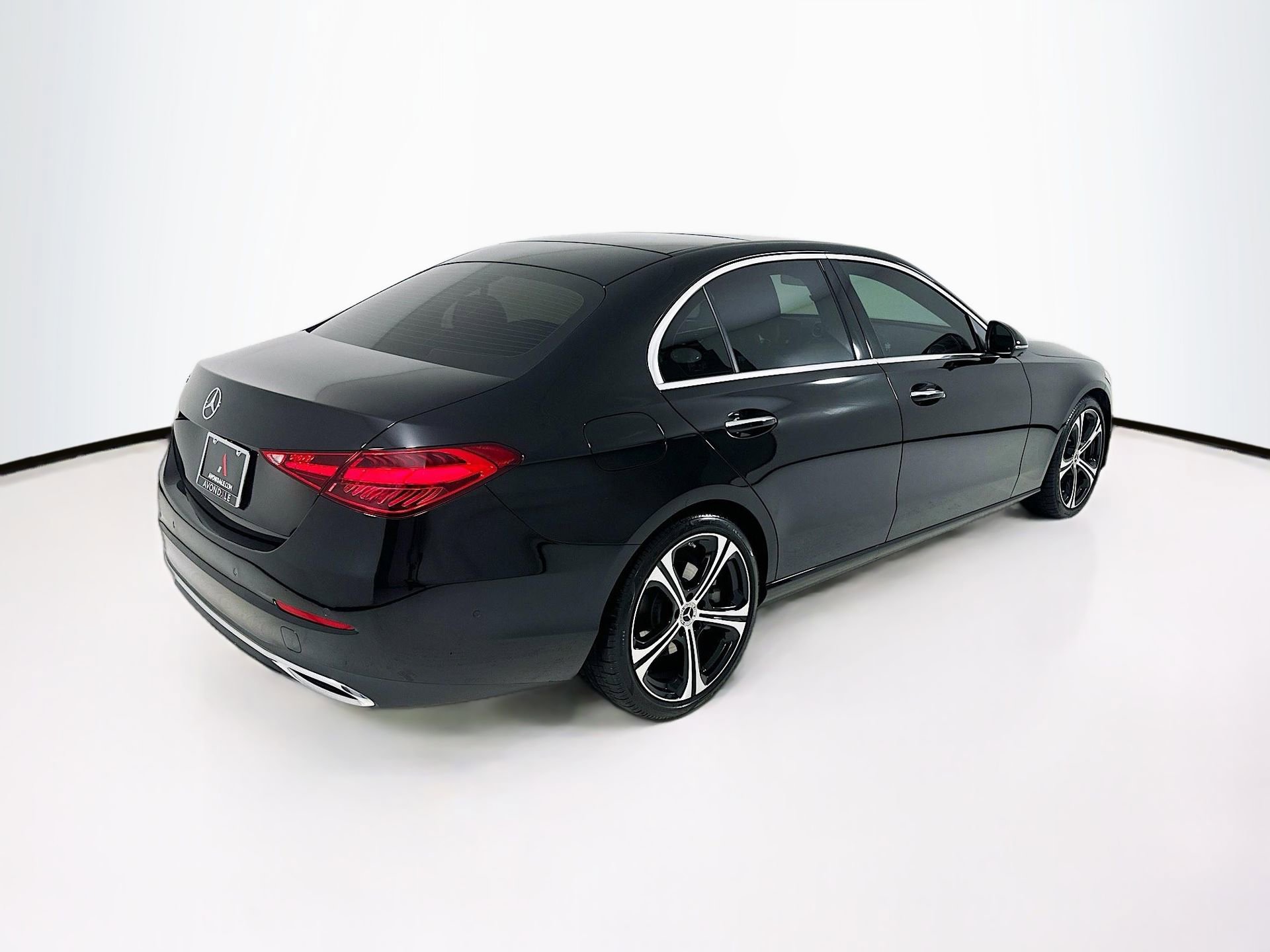 Used 2025 Mercedes-Benz C 300 Sedan image 8