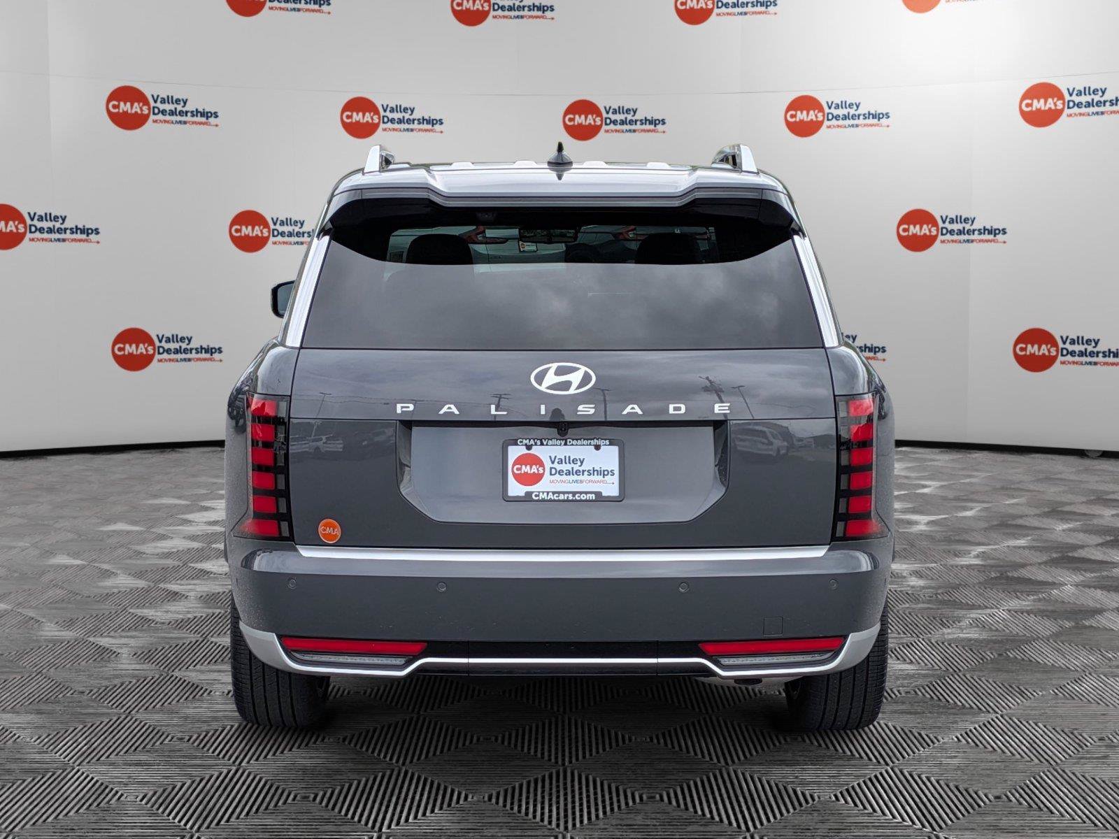 Used 2026 Hyundai Palisade Calligraphy FWD image 6