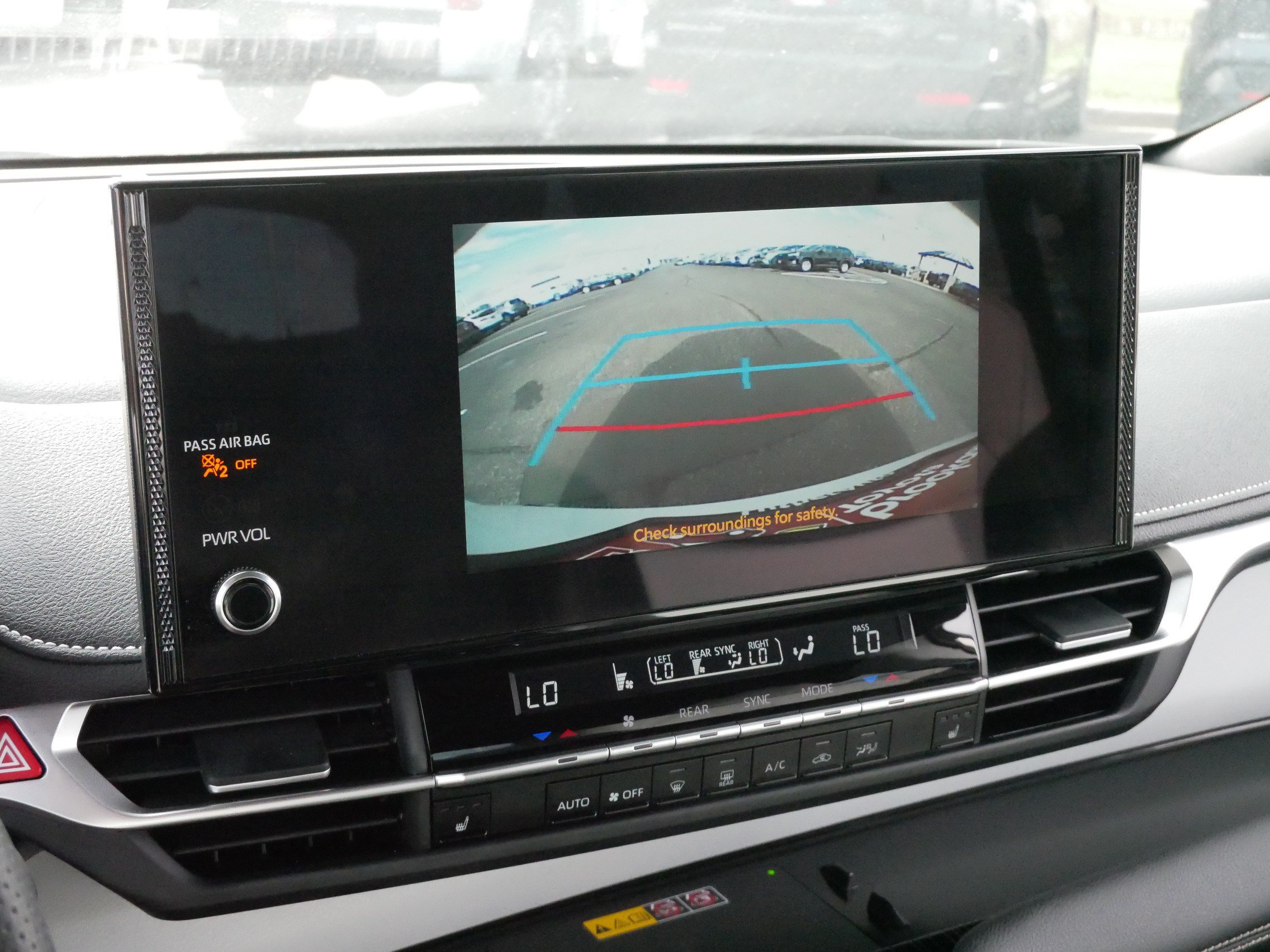 Certified 2026 Toyota Sienna XSE FWD image 32