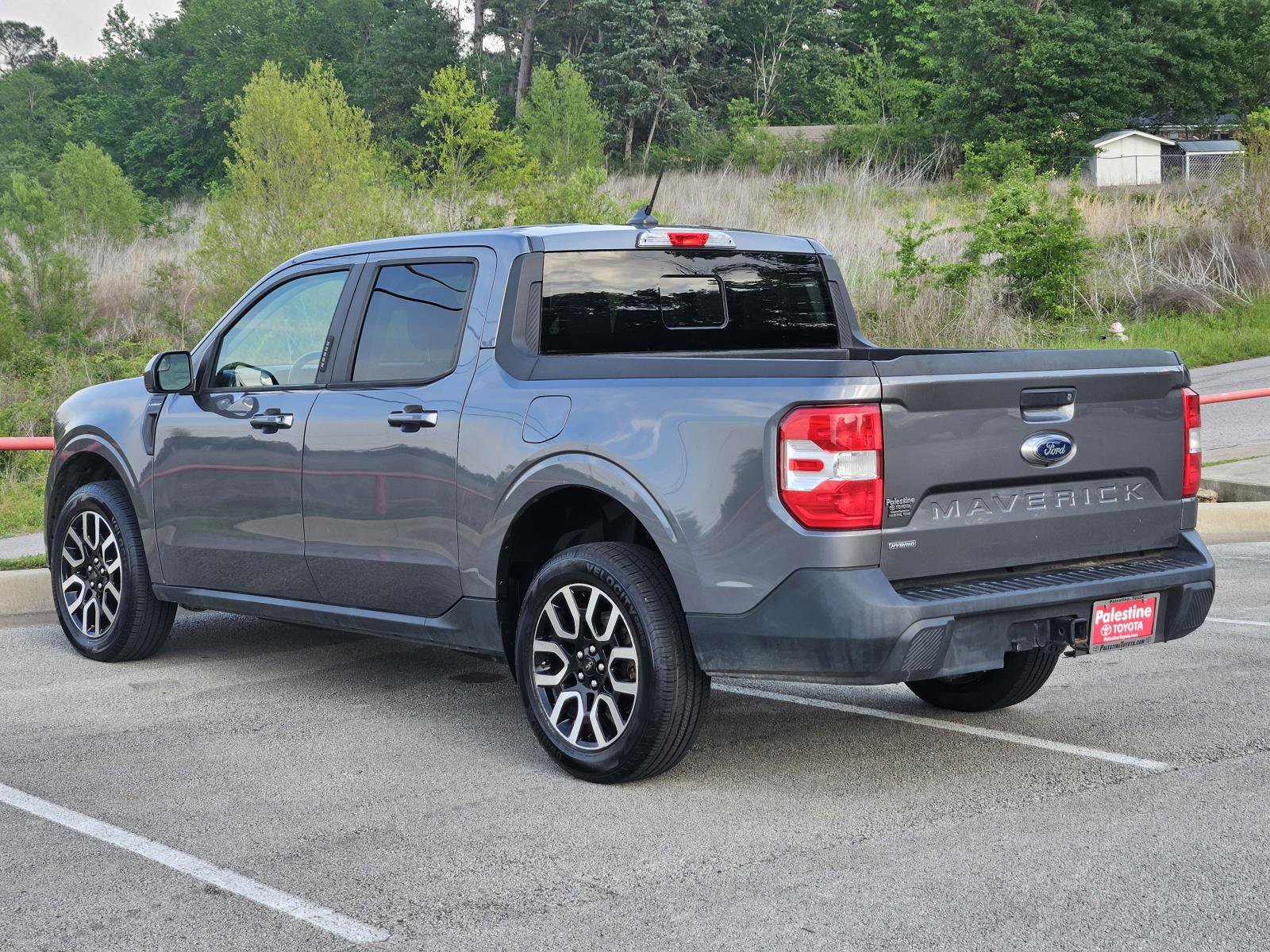 Used 2022 Ford Maverick Lariat image 4