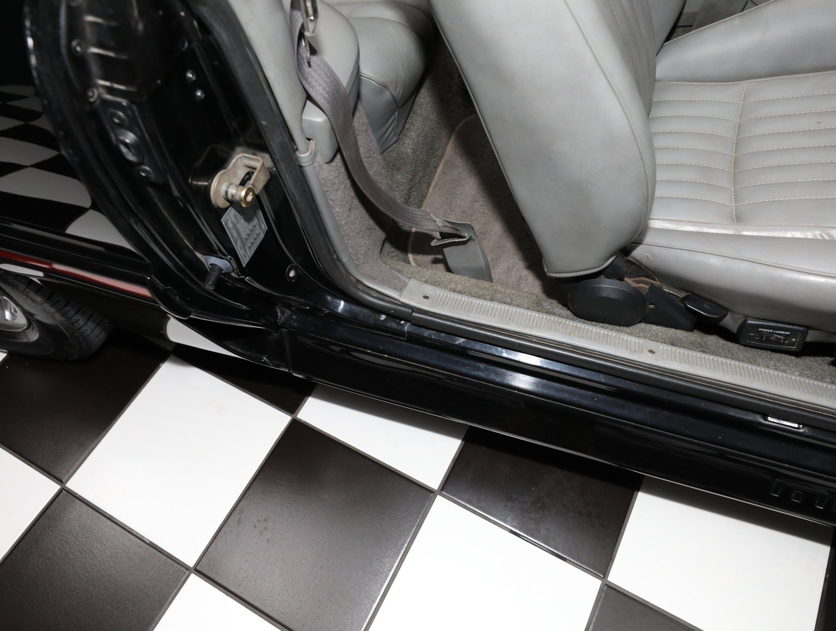 Used 1987 Ford Mustang GT RWD image 51