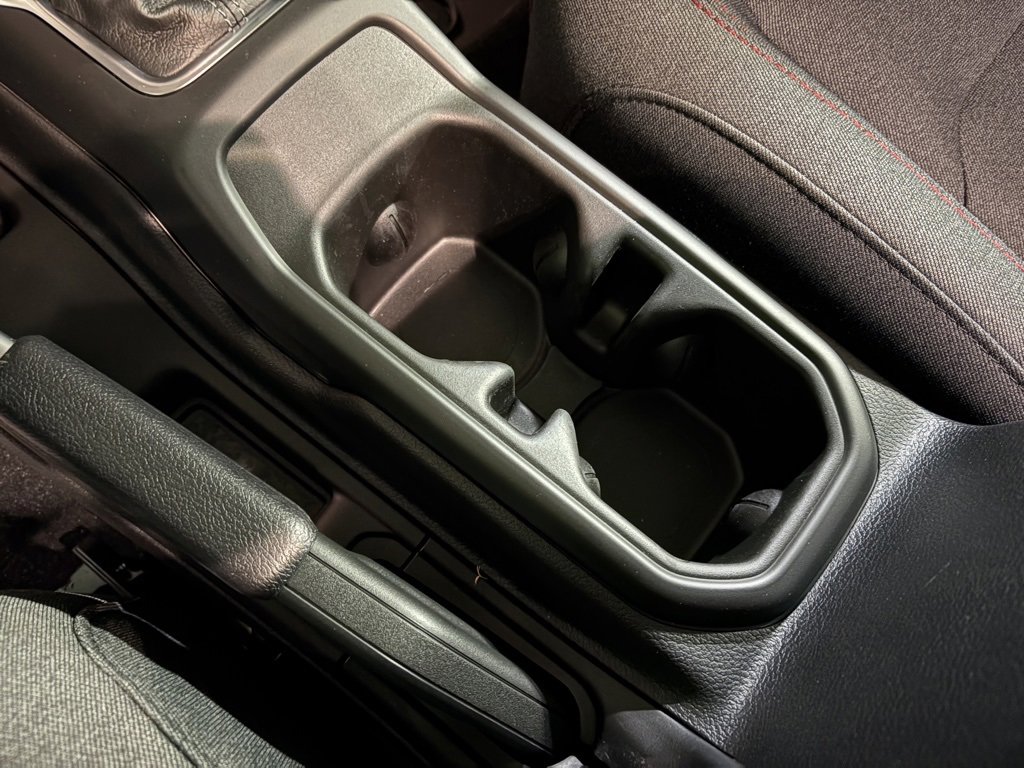 Used 2025 Jeep Wrangler Rubicon w/ Technology Group image 14