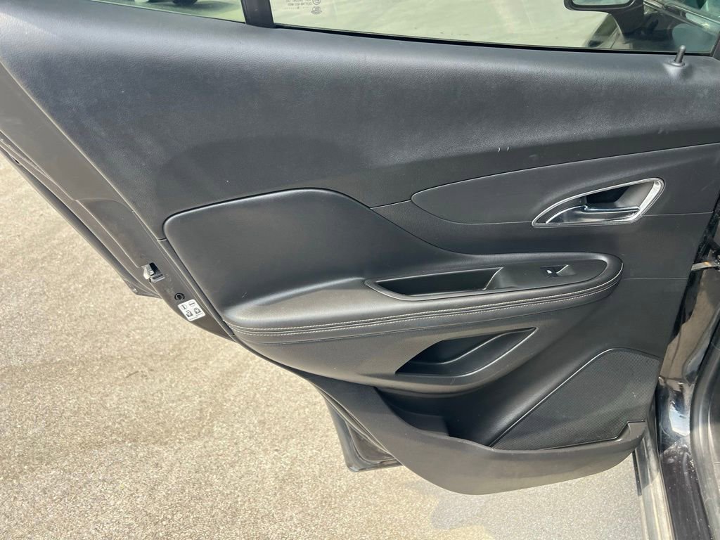 Used 2015 Buick Encore Convenience FWD image 18
