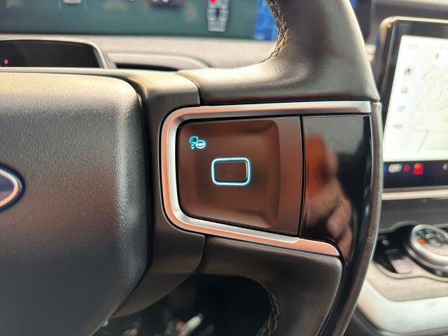 Certified 2025 Ford Expedition Max Platinum w/ Driver's Package image 26