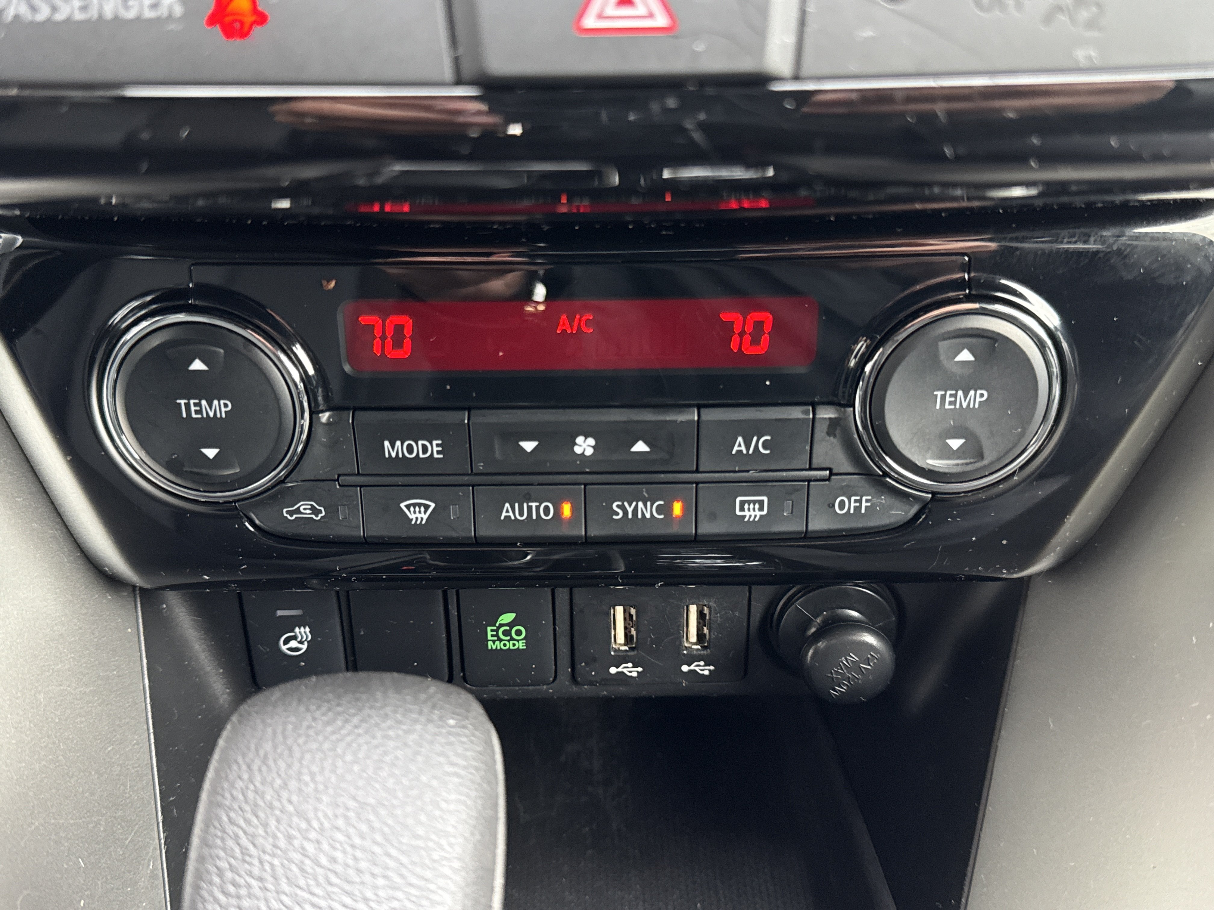 Used 2024 Mitsubishi Eclipse Cross SEL AWD/4WD image 15