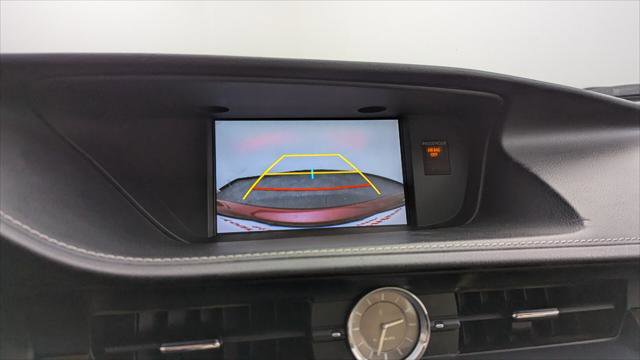 Used 2015 Lexus ES 350 w/ Premium Package FWD image 24