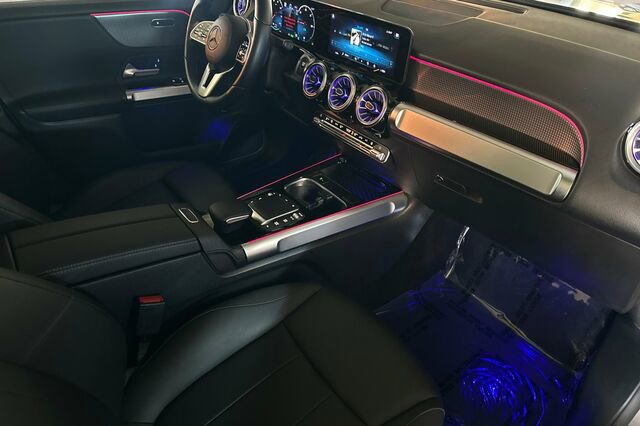 Certified 2022 Mercedes-Benz EQB 350 4MATIC image 19