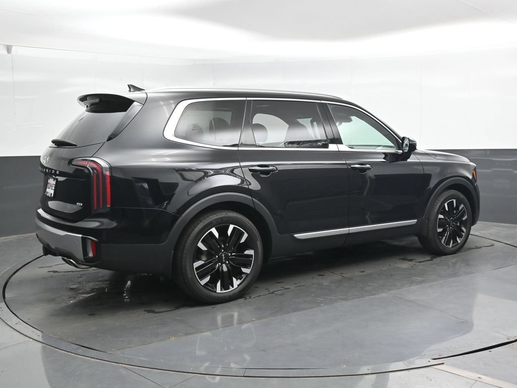 Used 2023 Kia Telluride SX X-Pro AWD/4WD image 2