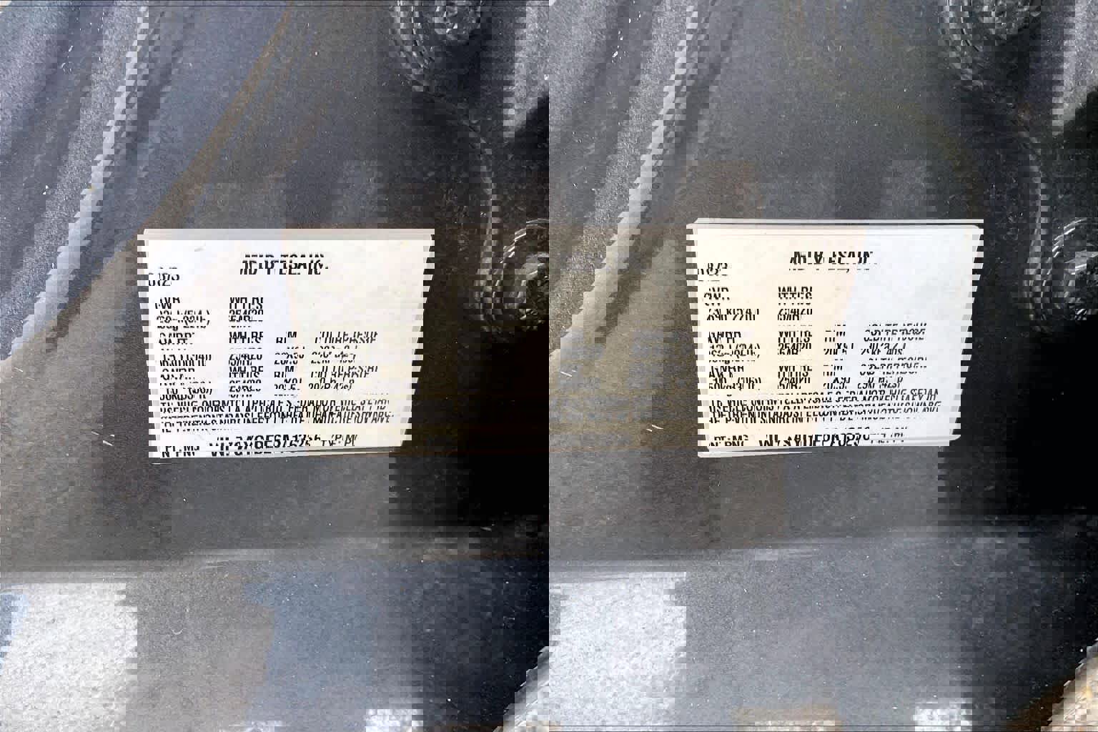 Used 2023 Tesla Model Y AWD image 30