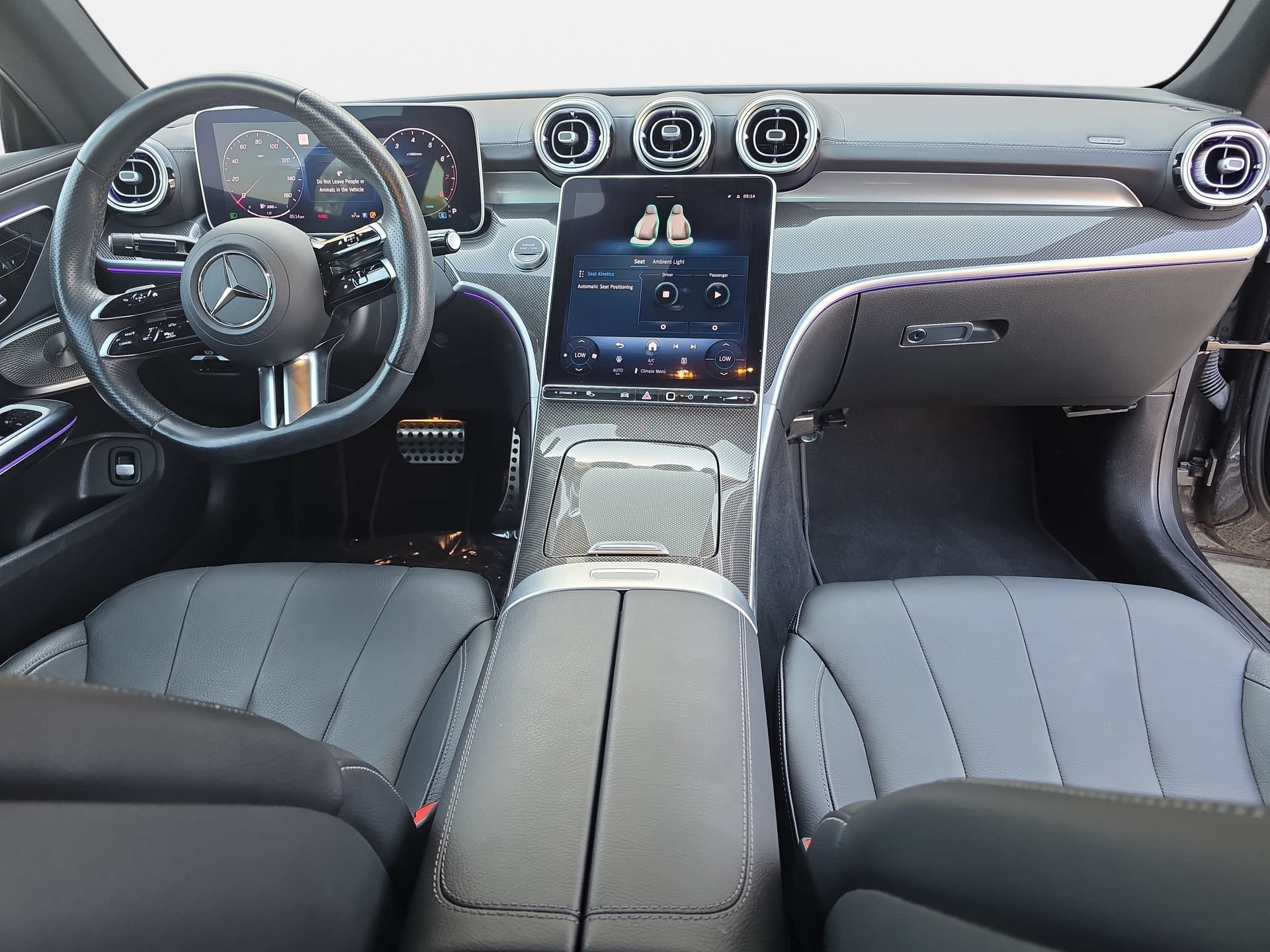 Certified 2024 Mercedes-Benz CLE 300 4MATIC Coupe image 9