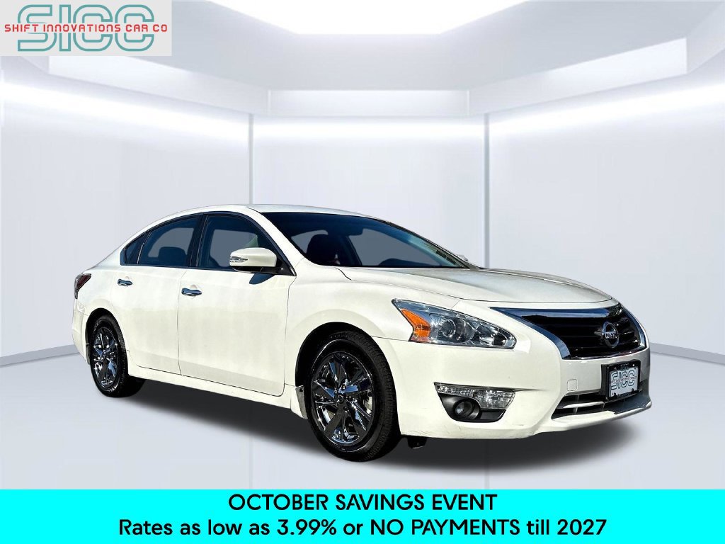 Used 2015 Nissan Altima 2.5 SV w/ Convenience Package FWD image 3