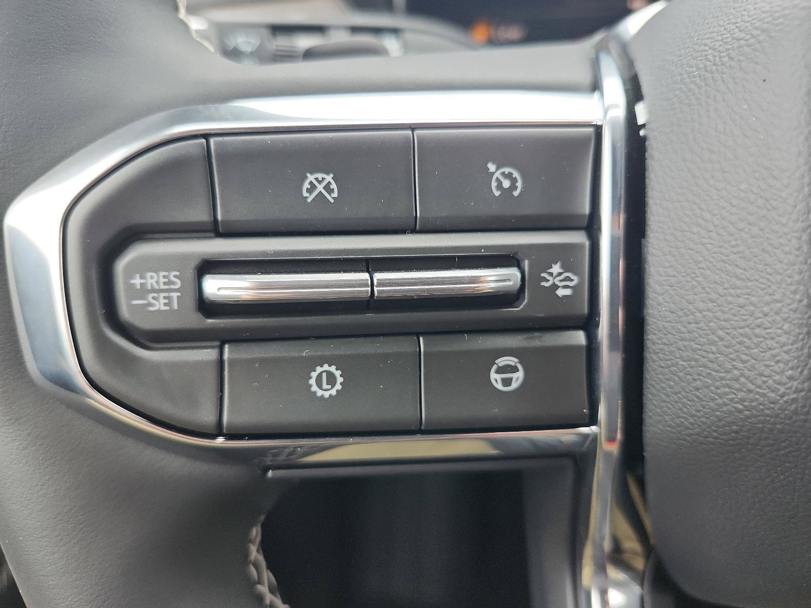 New 2026 GMC Acadia Denali w/ Super Cruise Package FWD image 19