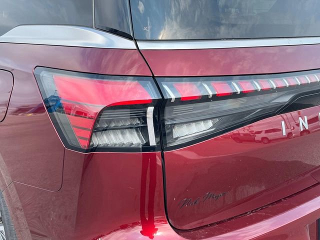 Used 2025 INFINITI QX80 Sensory image 15