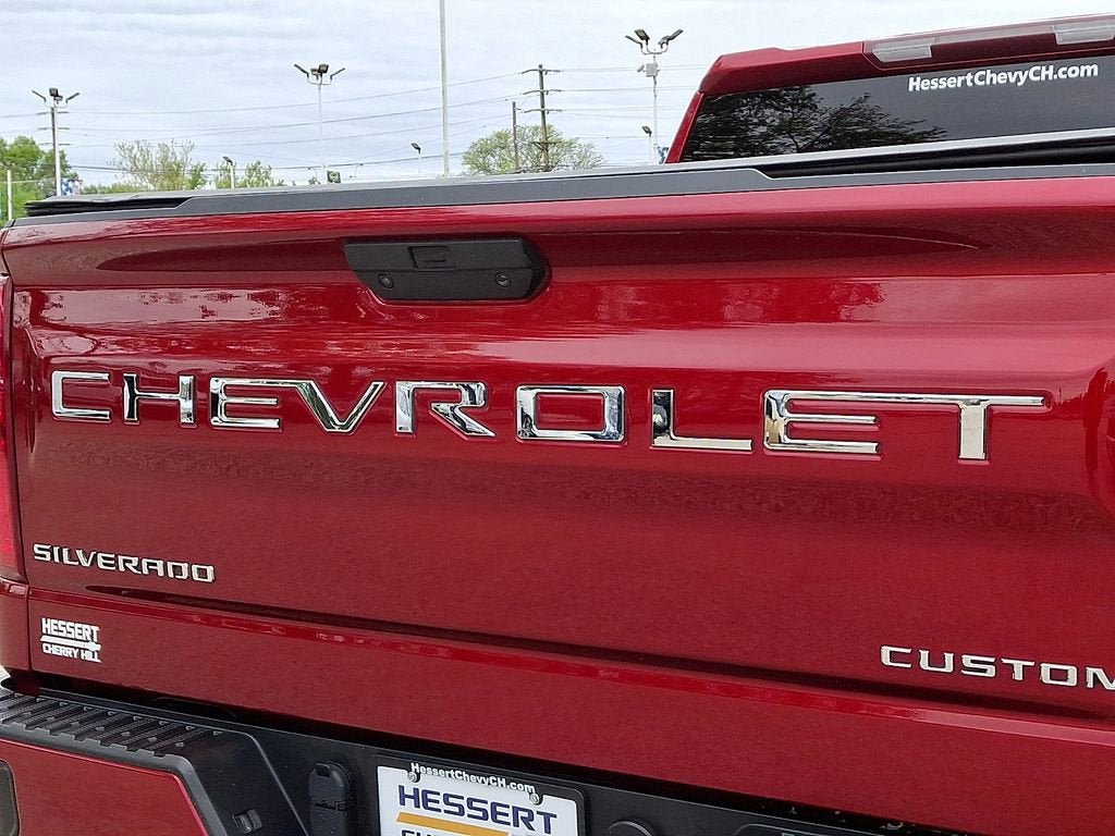 Certified 2022 Chevrolet Silverado 1500 Custom AWD/4WD image 31