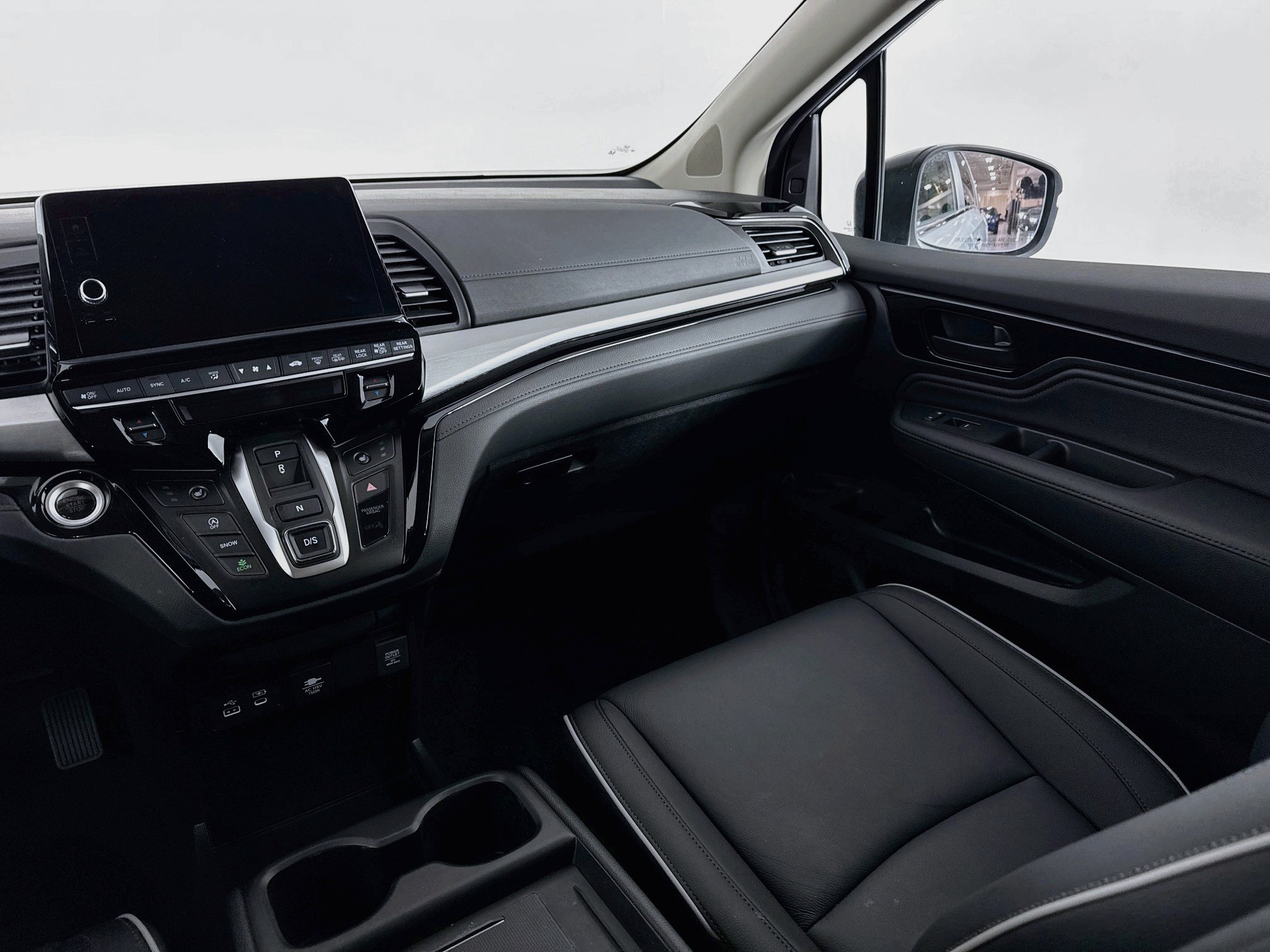 Certified 2025 Honda Odyssey Touring image 24