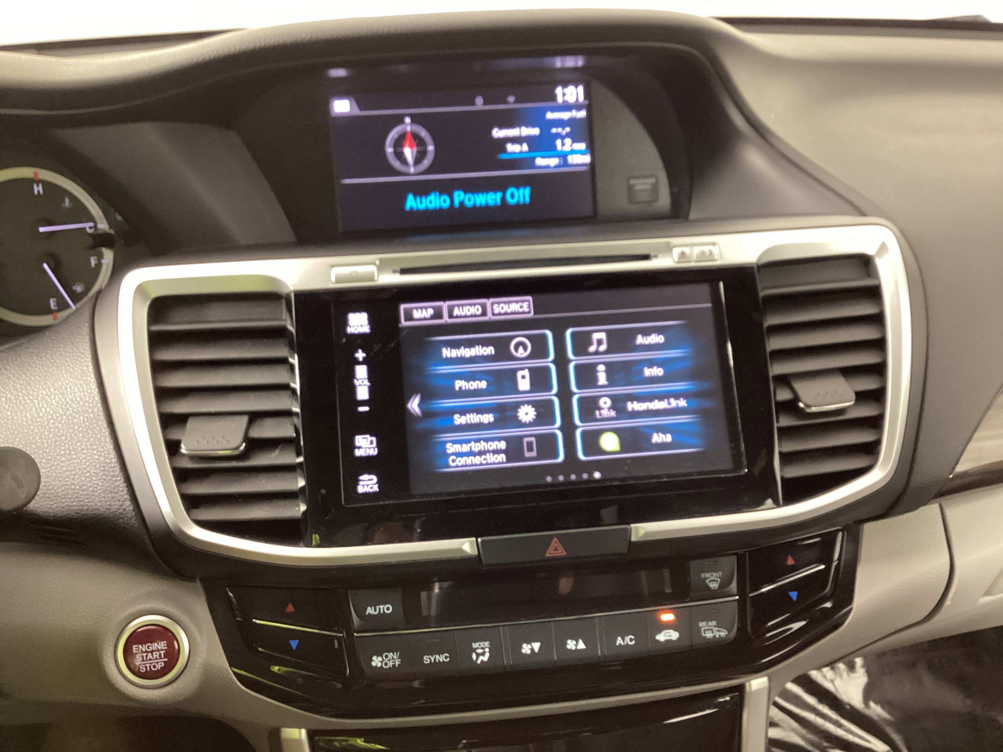 Used 2017 Honda Accord EX-L image 18