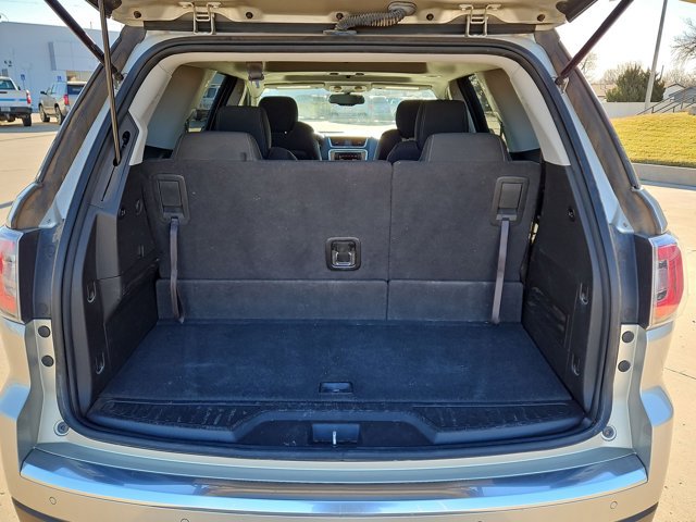 Used 2016 GMC Acadia SLE image 6