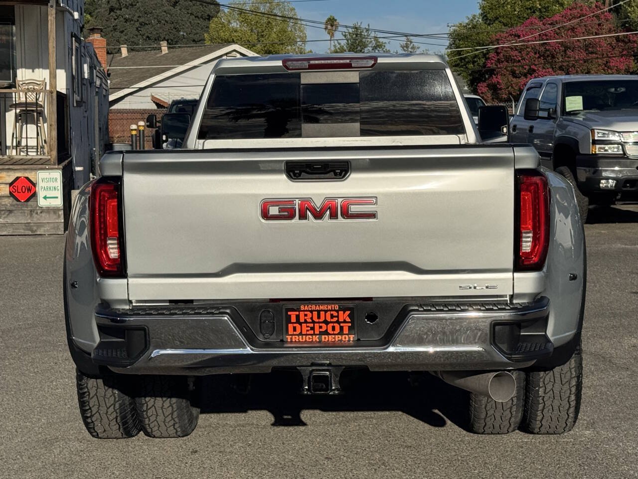 Used 2023 GMC Sierra 3500 SLE w/ SLE Value Package AWD/4WD image 5