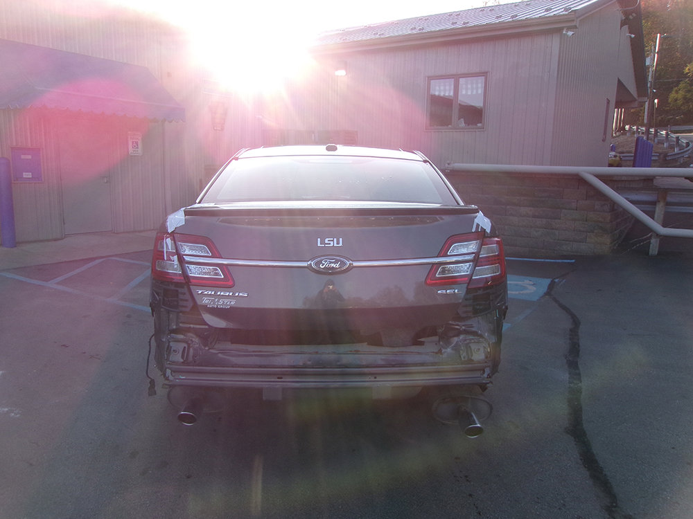 Used 2018 Ford Taurus SEL w/ Equipment Group 201A image 13