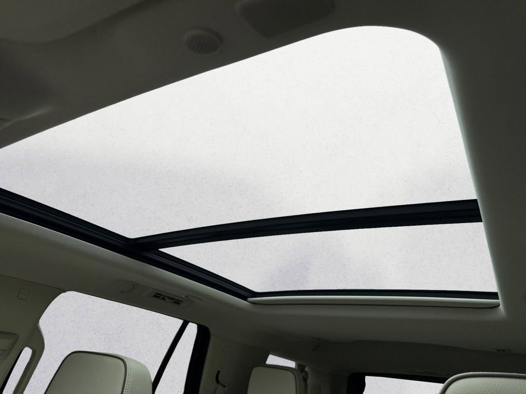 Used 2023 GMC Yukon Denali w/ Max Trailering Package image 24