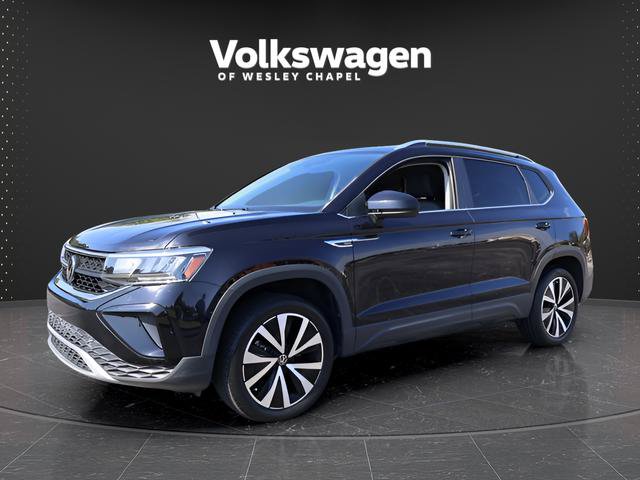 Certified 2024 Volkswagen Taos SE FWD image 4