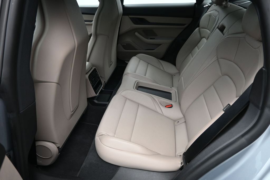 Certified 2024 Porsche Taycan 4S AWD/4WD image 7