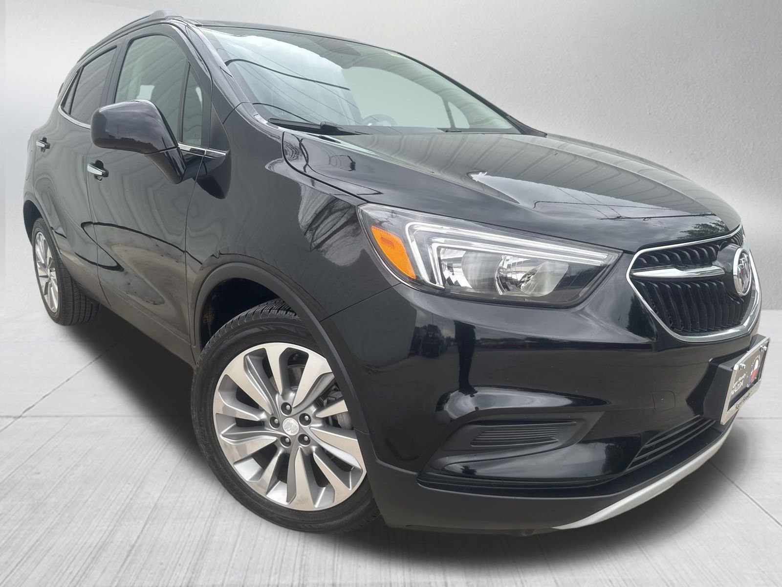 Used 2020 Buick Encore Preferred FWD image 3