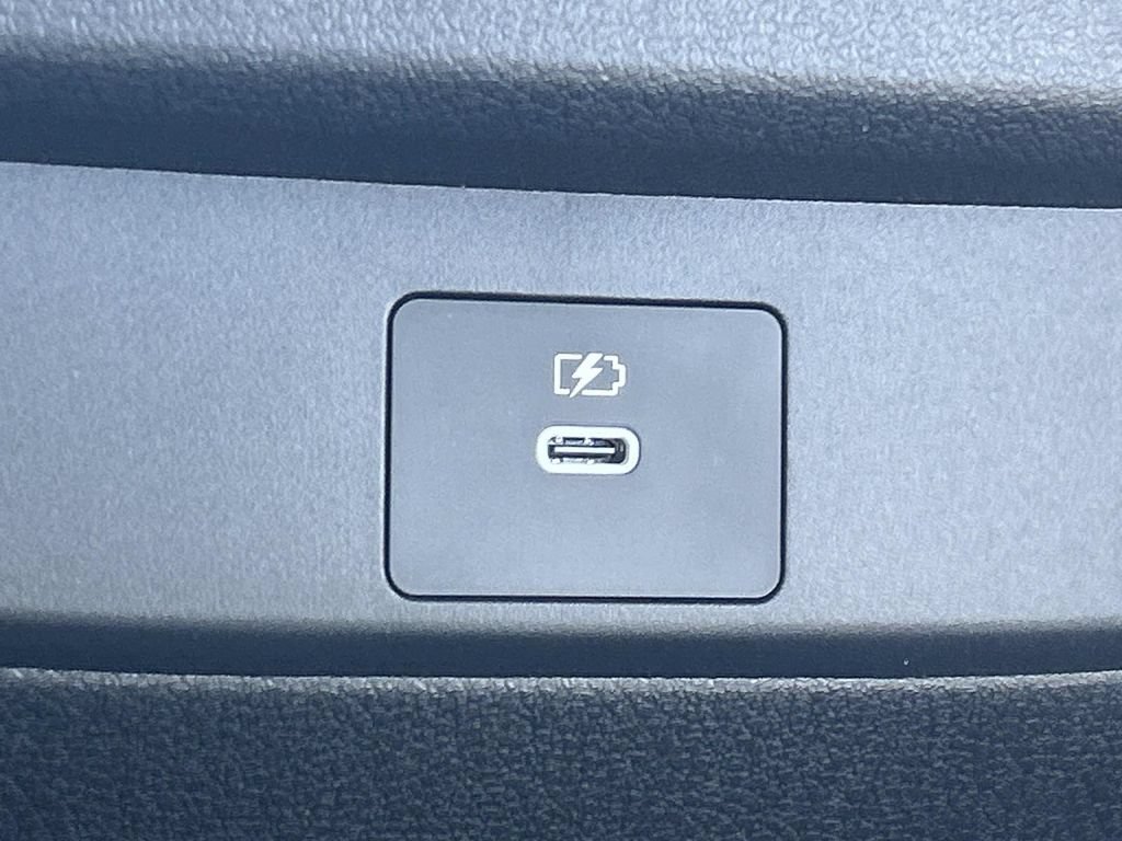 New 2026 Nissan Sentra SL w/ Floor Mat Package FWD image 22
