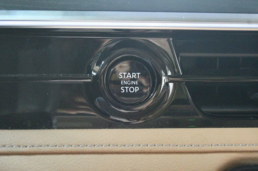 Used 2025 INFINITI QX80 Sensory image 59