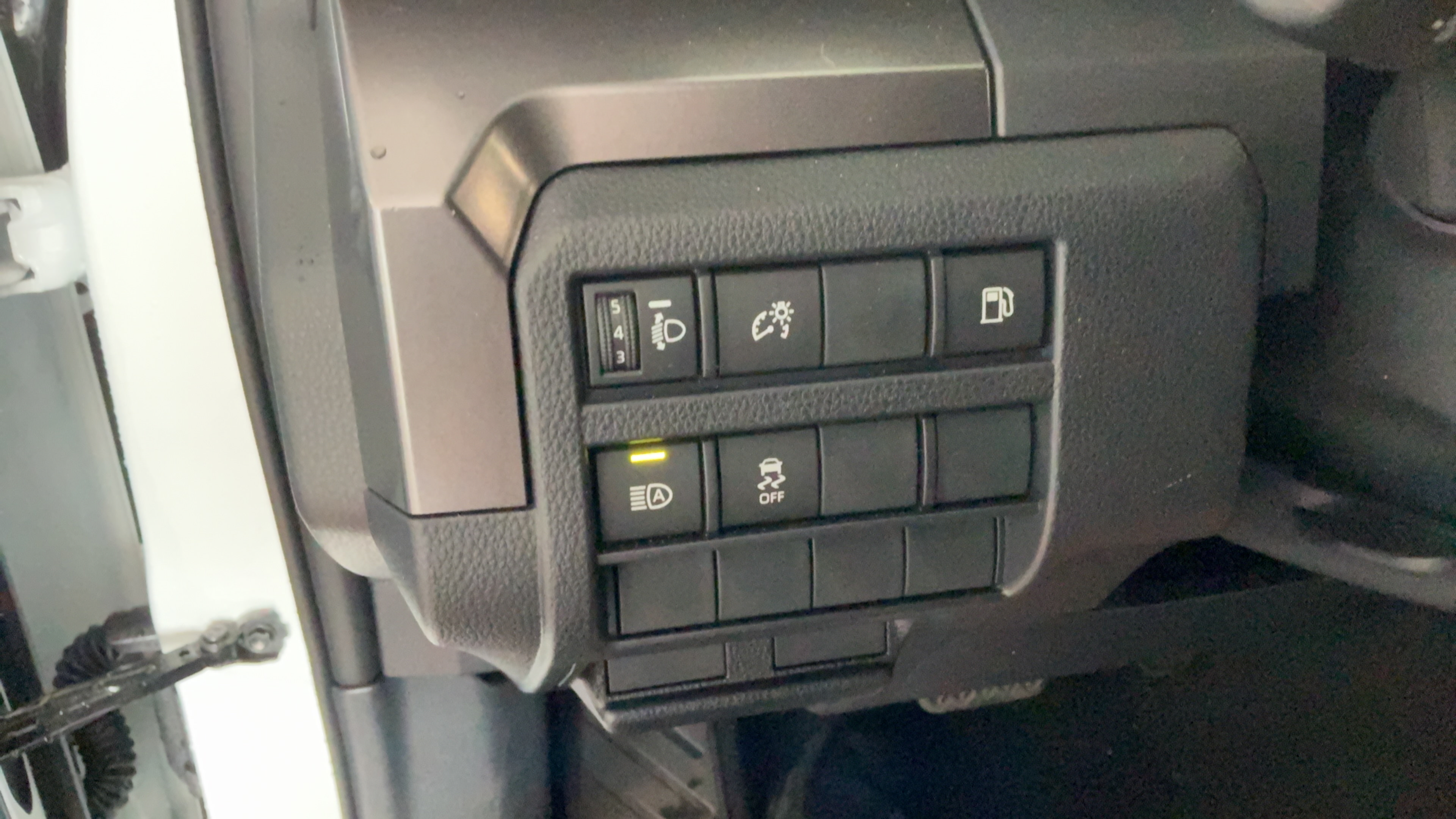 Certified 2026 Toyota 4Runner SR5 RWD image 18