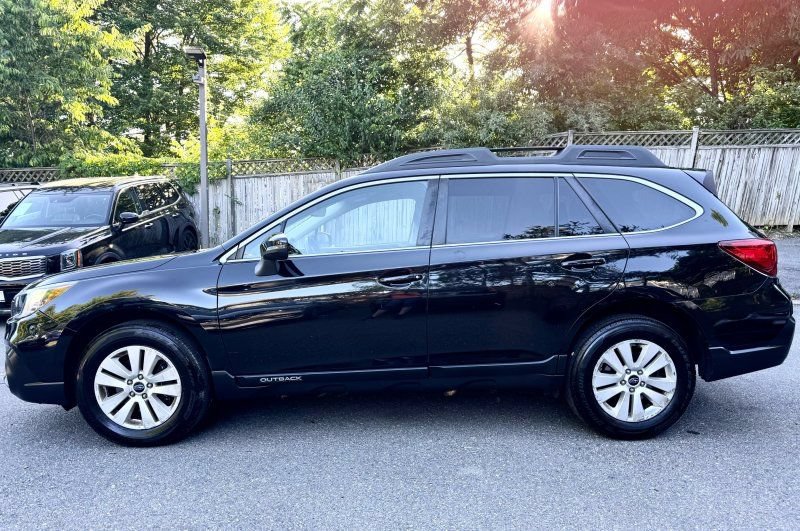 Used 2019 Subaru Outback 2.5i Premium AWD/4WD image 4